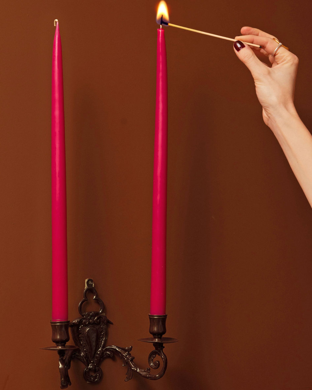 PAIR OF CARTOUCHE WALL SCONCES
