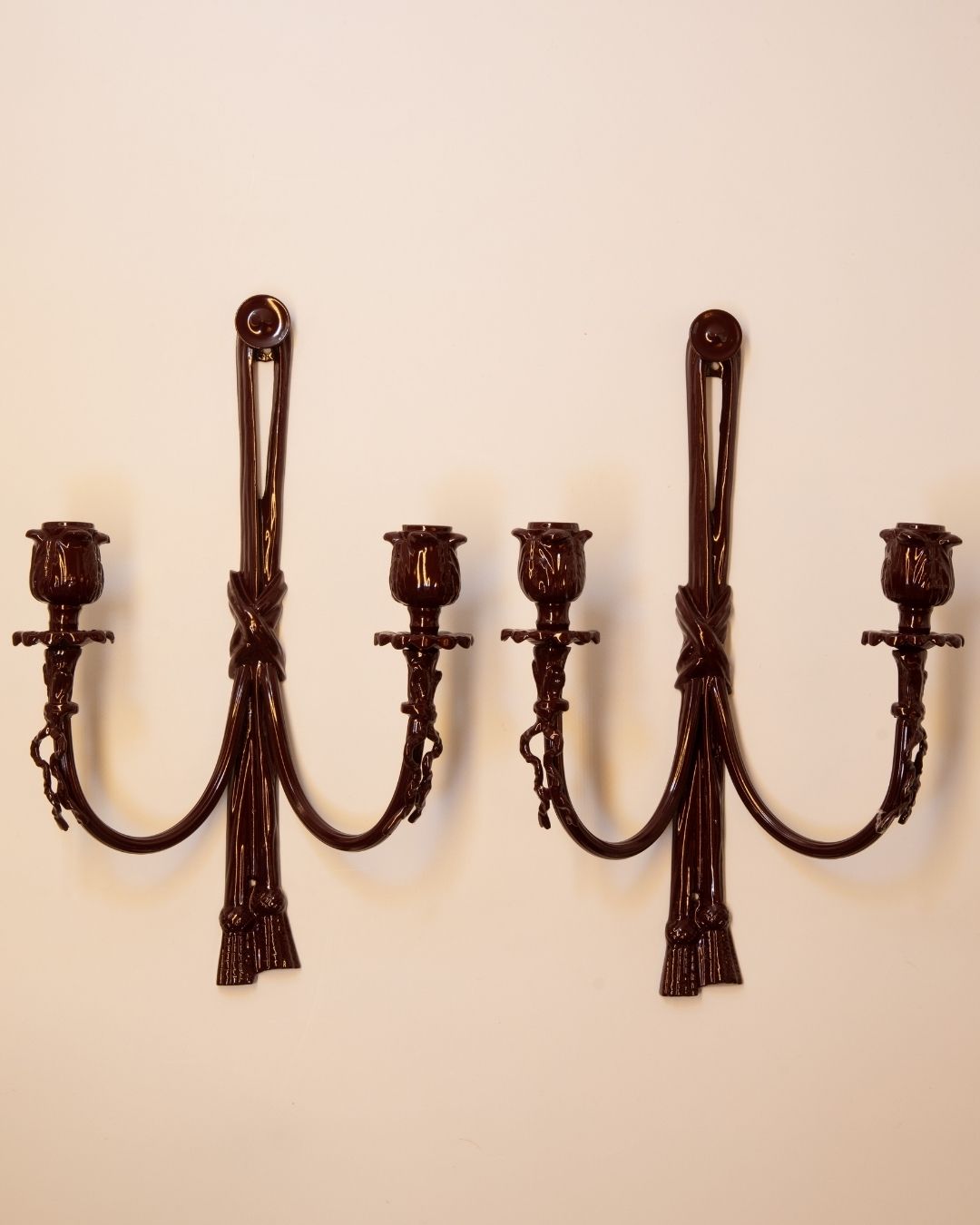 PAIRE DE BOUGEOIRS MURAUX